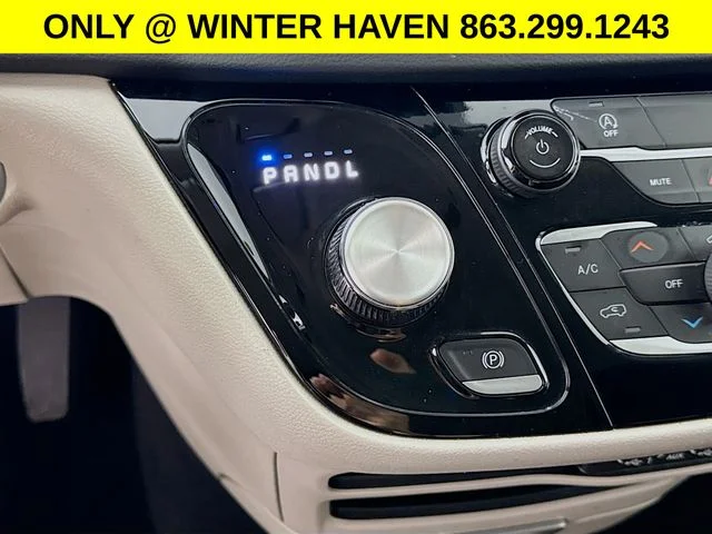 Used 2024 Black Chrysler LX image 16
