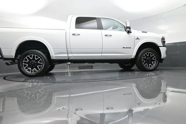 Used 2025 White Ram Limited image 47