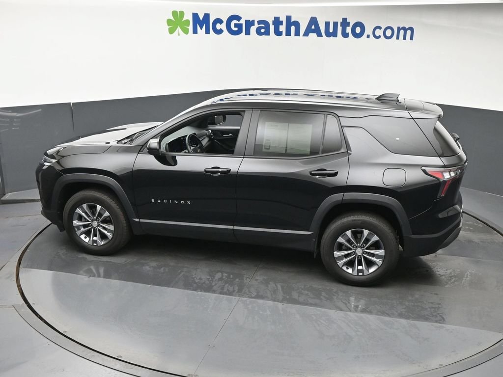 Used 2025 Black Chevrolet LT image 24