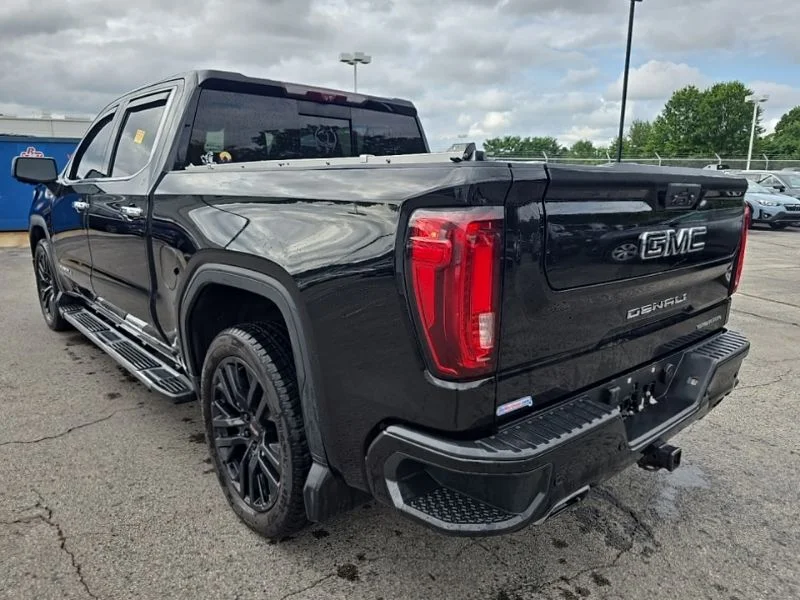 Used 2021 Black GMC Denali image 5