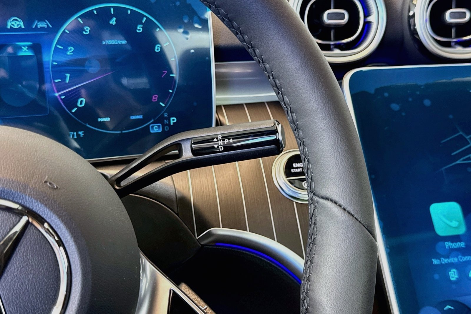 New 2026 Graphite Grey Metallic Mercedes-Benz C 300 image 15
