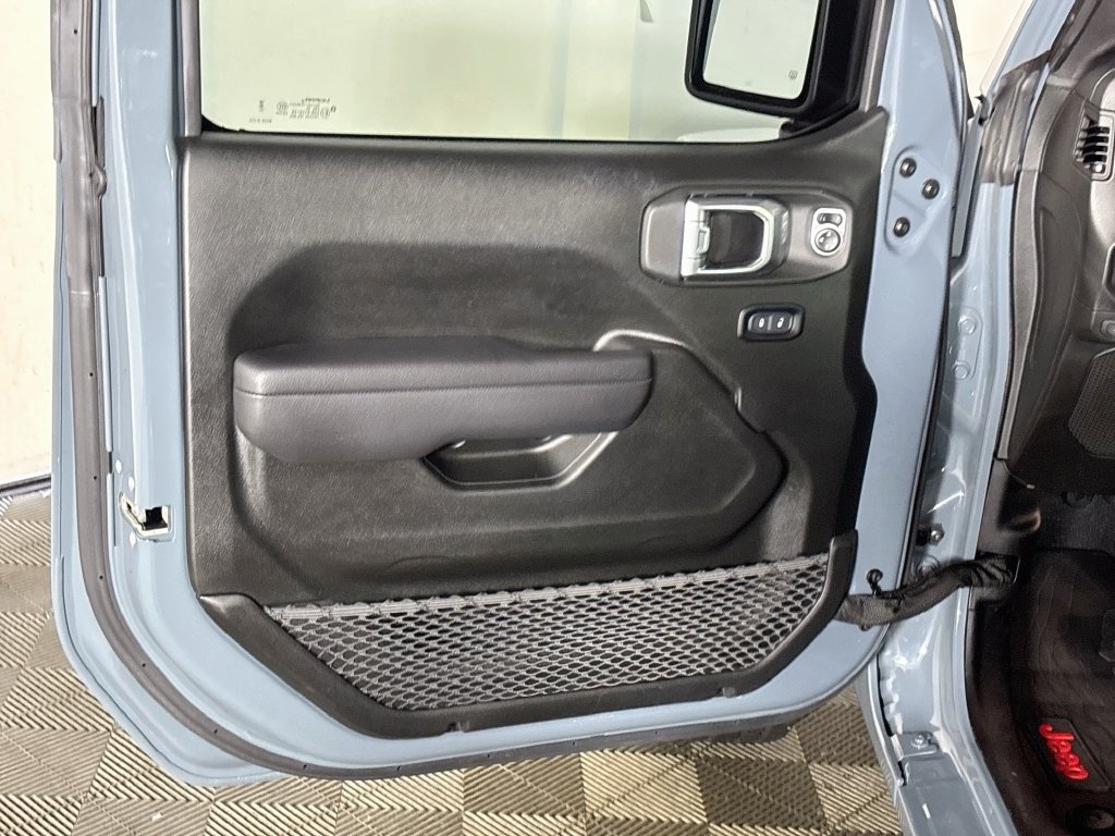 Used 2024 Gray Jeep Sport S 4xe image 11