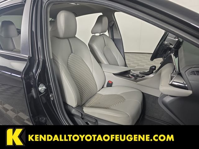 Used 2022 Black Toyota SE image 20
