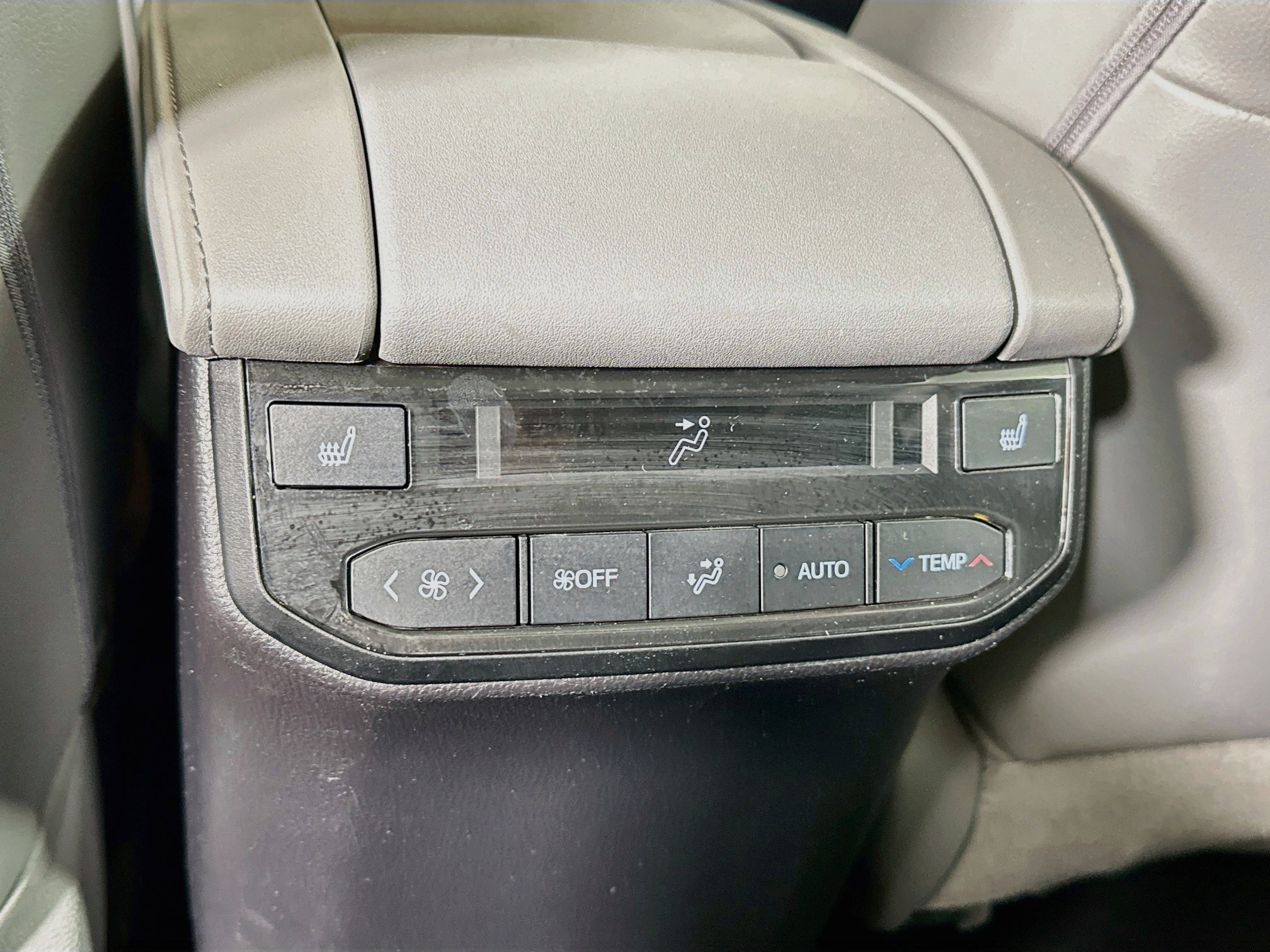 Used 2022 Midnight Black Metallic Toyota Platinum image 26