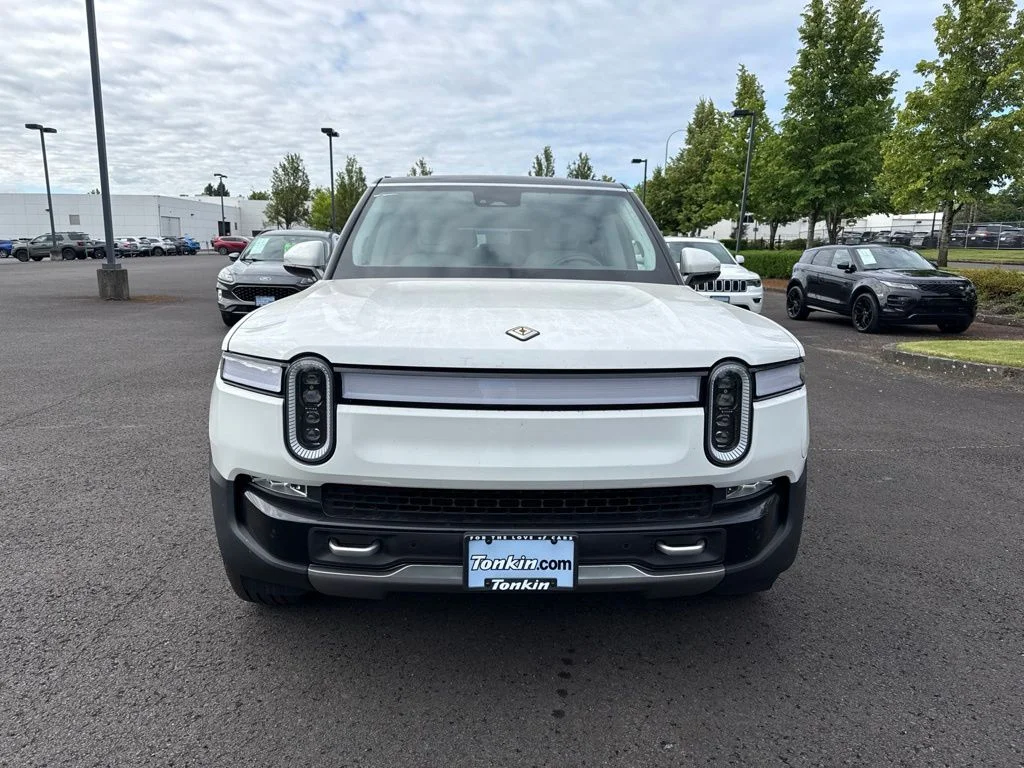 Used 2024 Rivian R1S Adventure with VIN 7PDSGBBA1RN036181 for sale in Gresham, OR