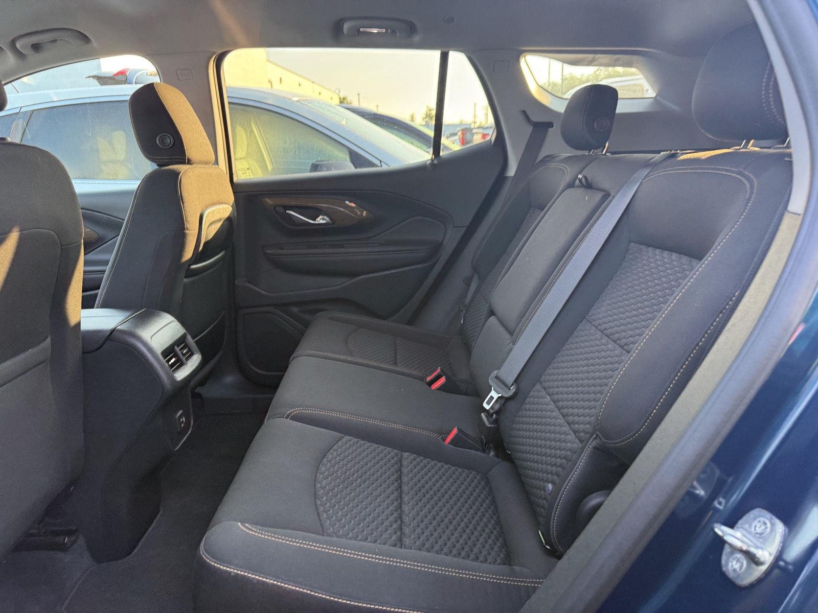 Used 2020 BLUE EMERALD METALLIC GMC SLE image 11