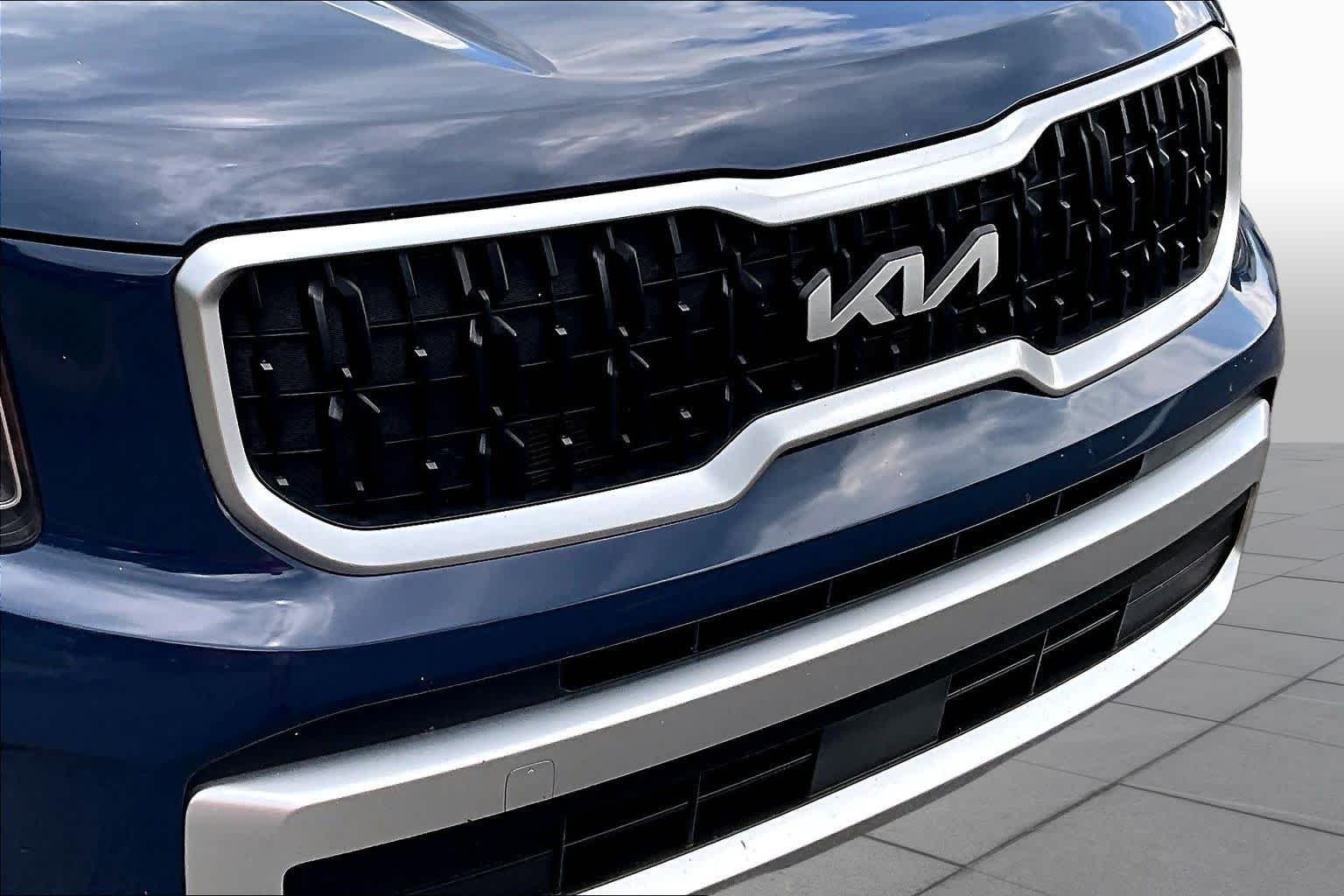 Used 2023 Midnight Lake Blue Kia EX image 30