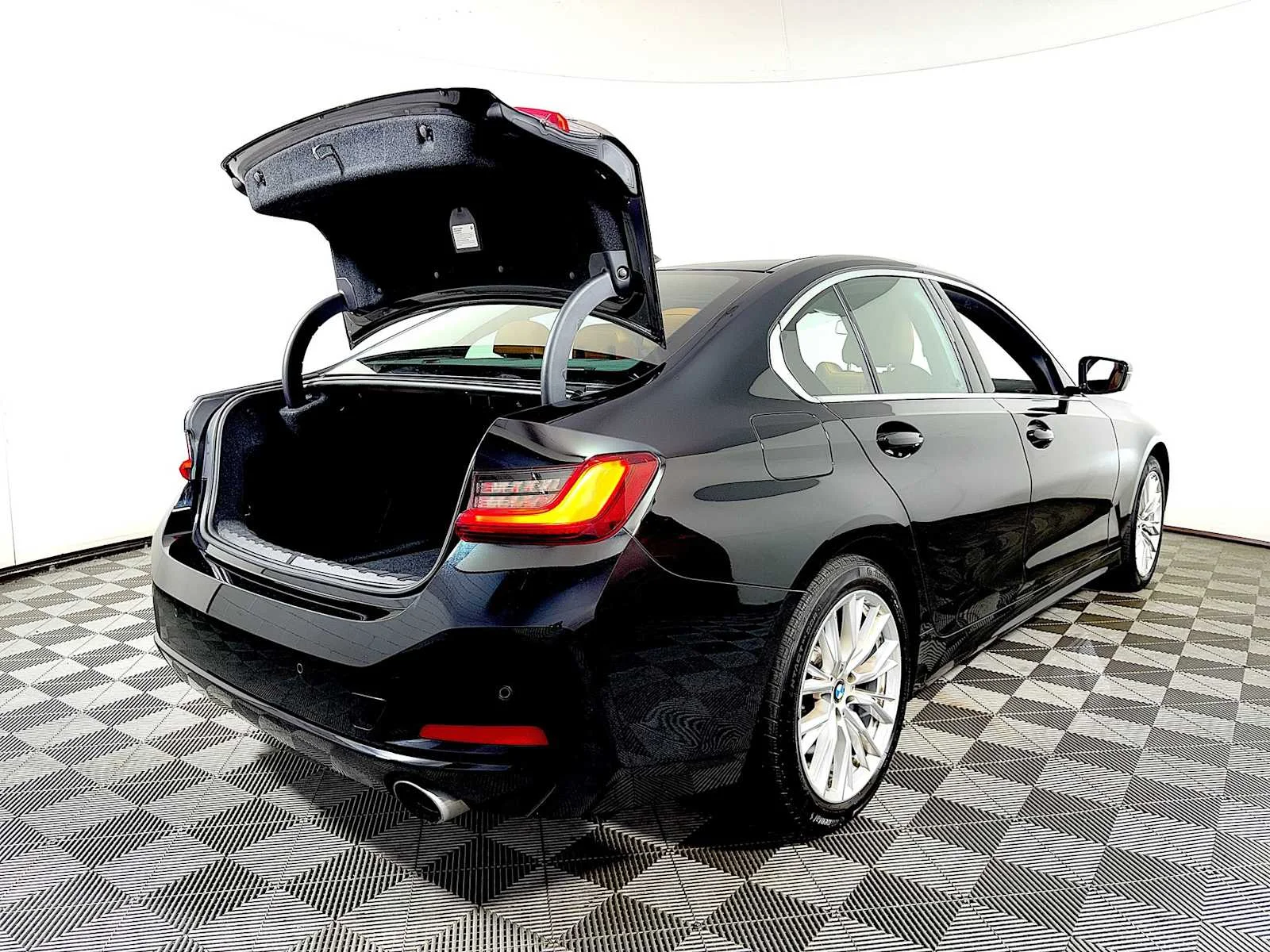 Used 2024 Jet Black BMW 330i xDrive image 23