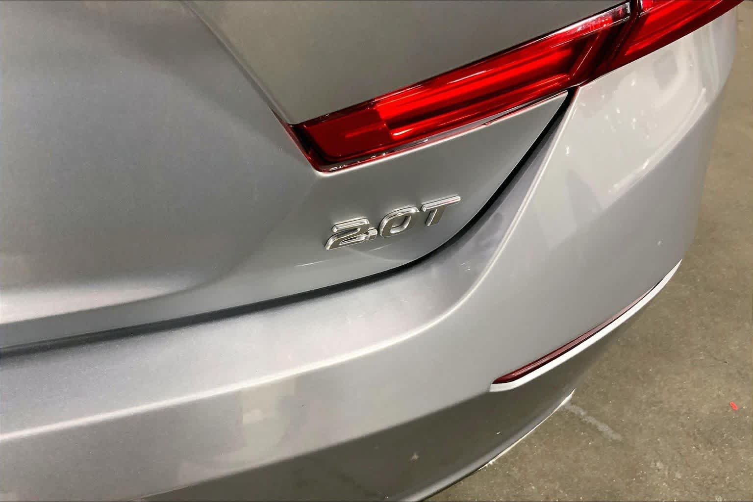 Used 2019 Lunar Silver Metallic Honda EX-L 2.0T image 10