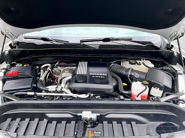 Used 2023 White GMC Denali image 10