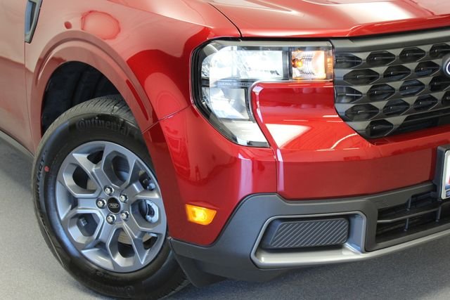 New 2026 Ruby Red Metallic Tinted Clearcoat Ford XLT image 2