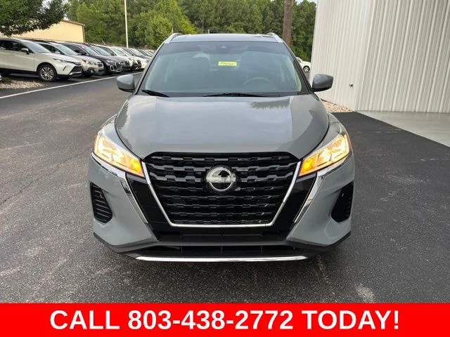 Used 2024 Gray Nissan SV image 34