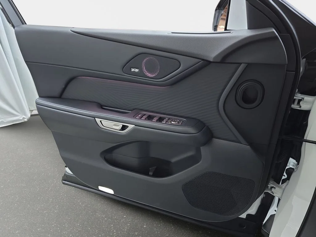 New 2026 Ultra White Lexus PREMIUM PLUS AWD image 25