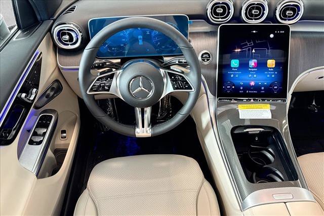 New 2026 Polar White Mercedes-Benz GLC 300 image 50