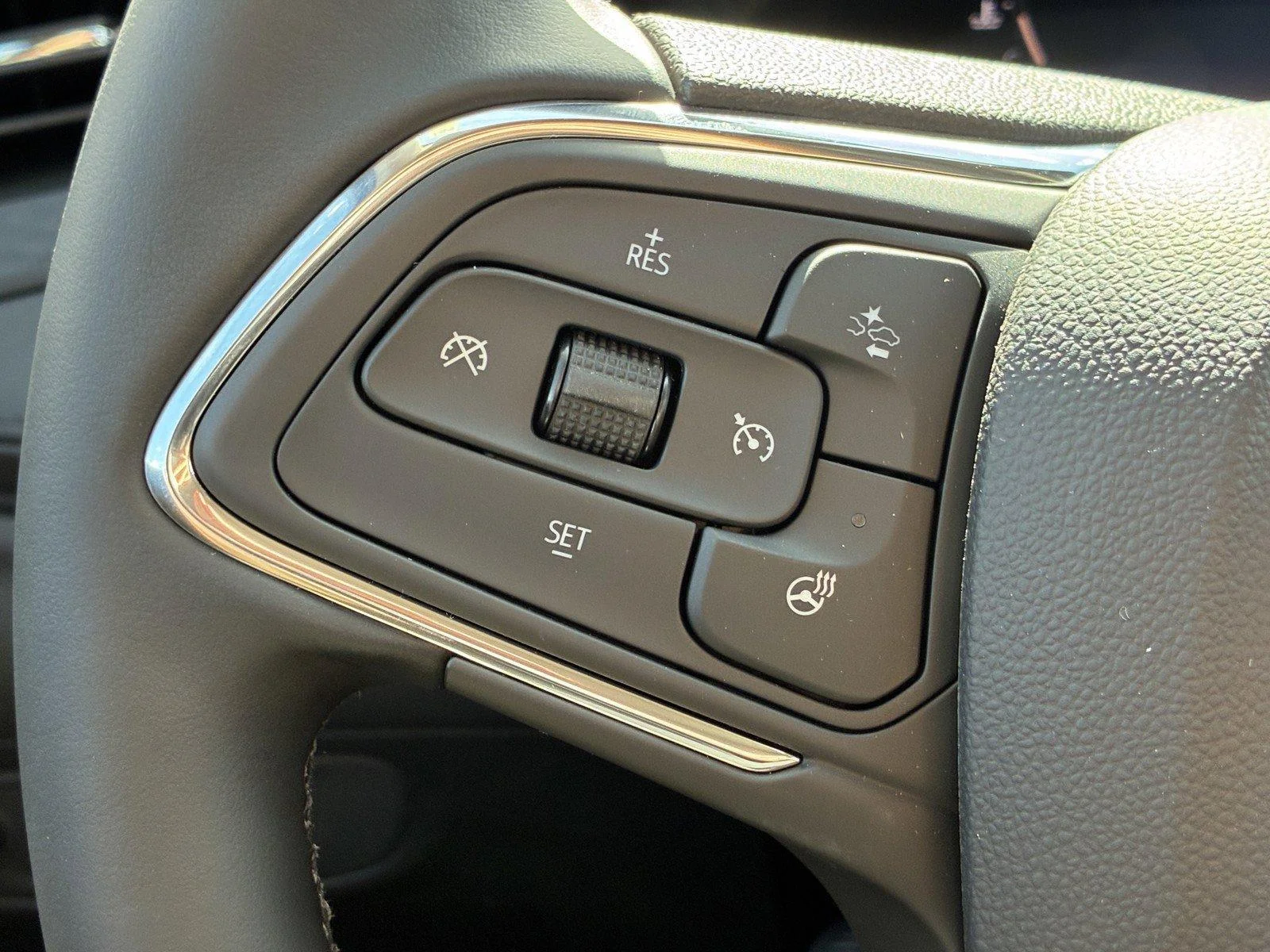 New 2026 Summit White Buick Sport Touring image 26