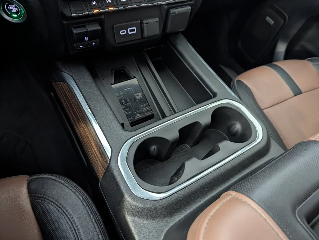 Used 2022 Beige Chevrolet High Country image 31