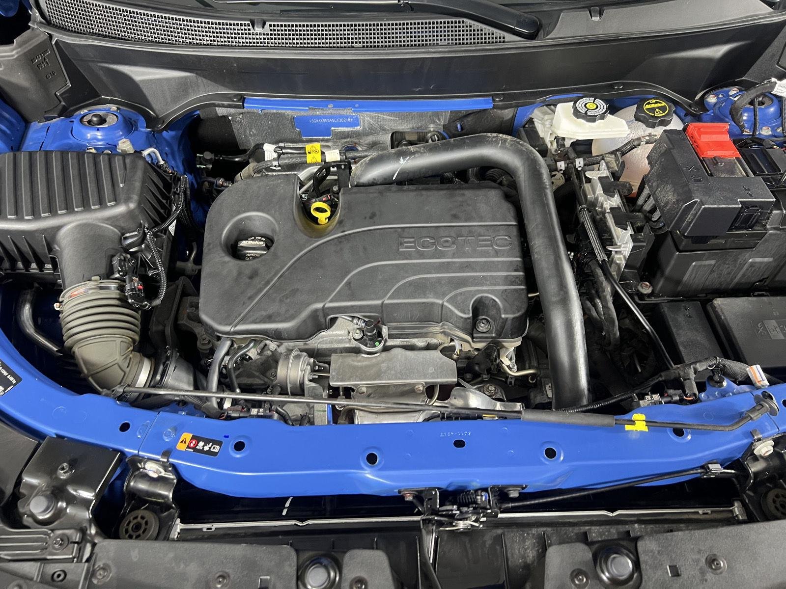 Used 2025 Reef Blue Metallic Chevrolet AWD ACTIV image 26
