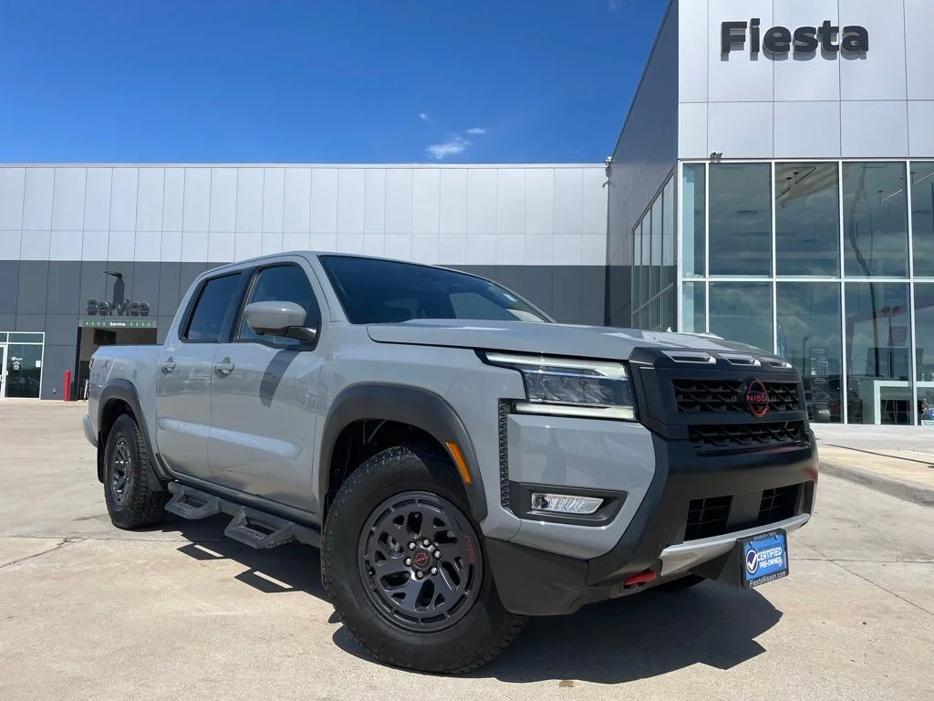 2025 Nissan Frontier PRO-X Crew Cab 4X2's photo