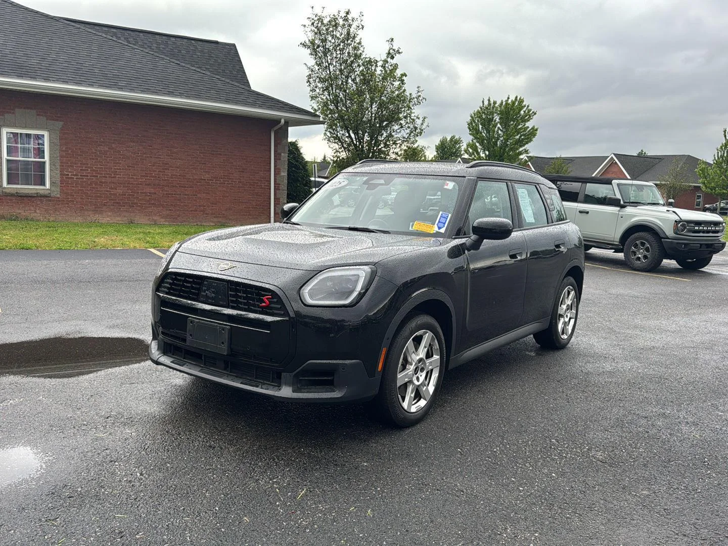 Used 2025 Midnight Black II Metallic MINI S image 7