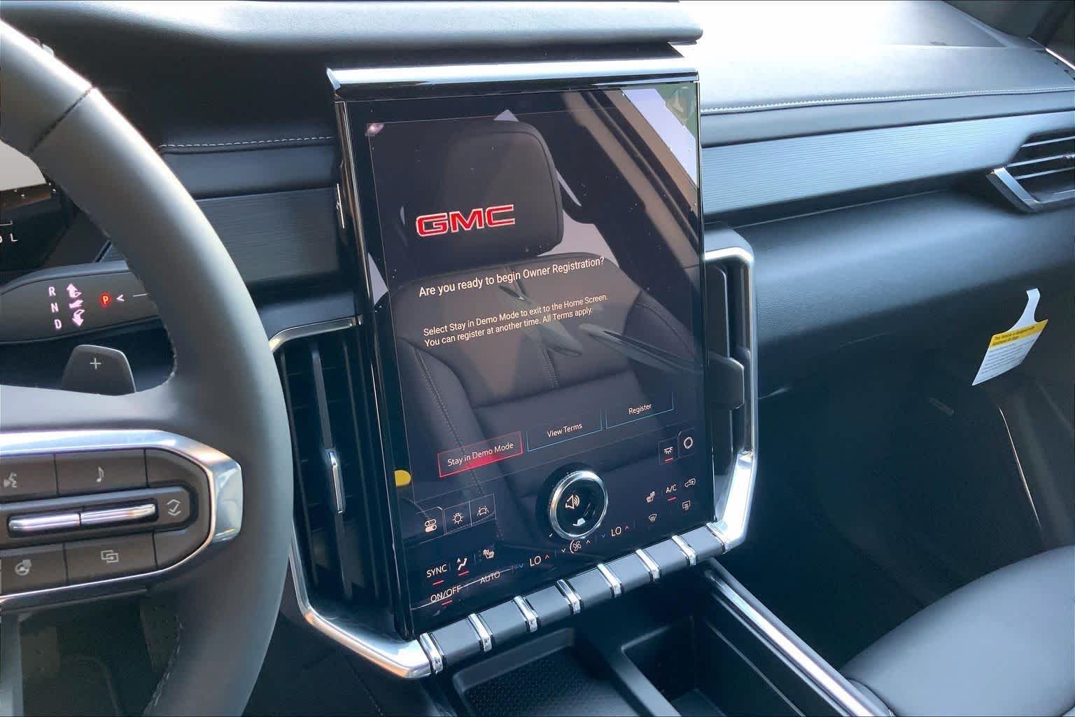 2026 GMC Acadia Elevation - Photo 6