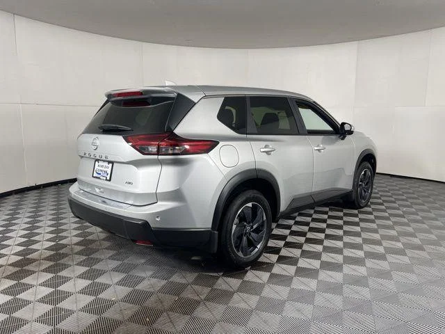 2025 Nissan Rogue SV - Photo 8