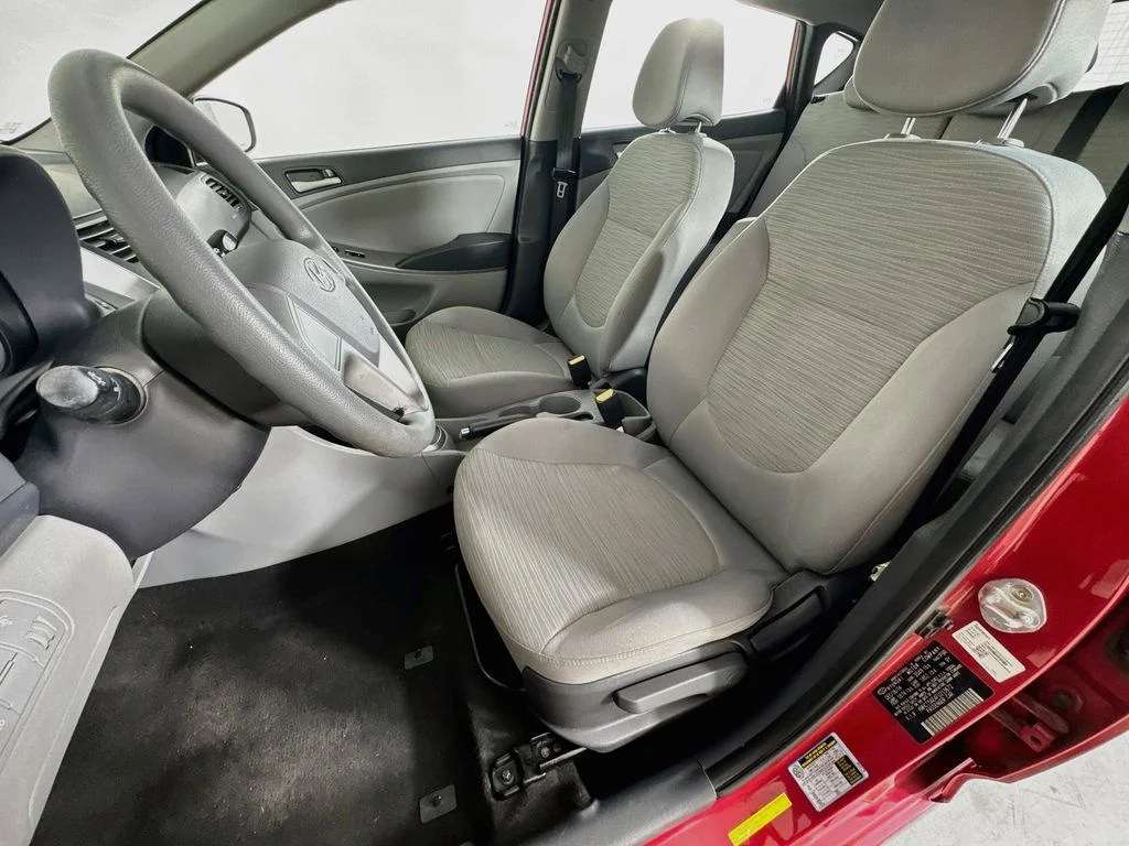 Used 2015 Red Hyundai GS image 20
