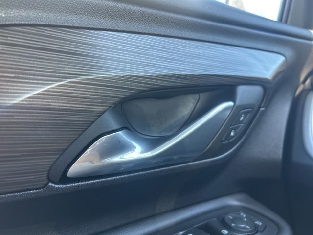 Used 2023 Silver GMC SLE image 28