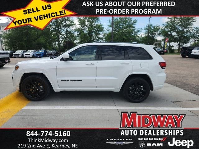 Used 2021 White Jeep Laredo X image 2