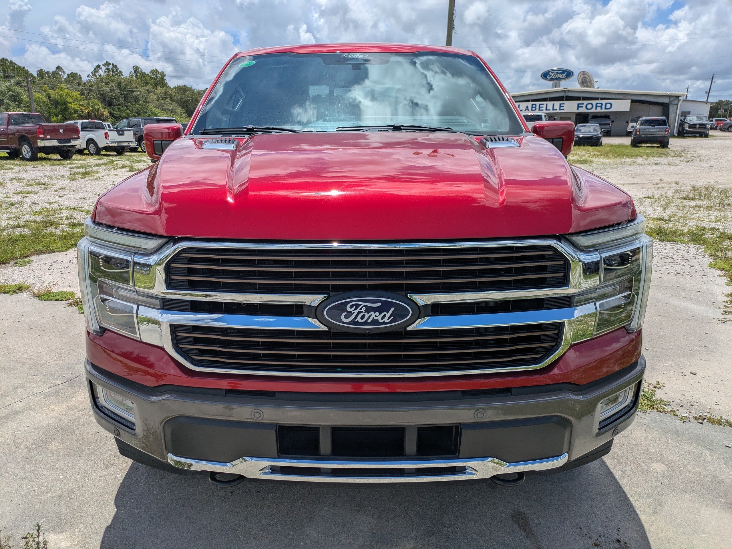 Used 2025  Ford King Ranch image 9