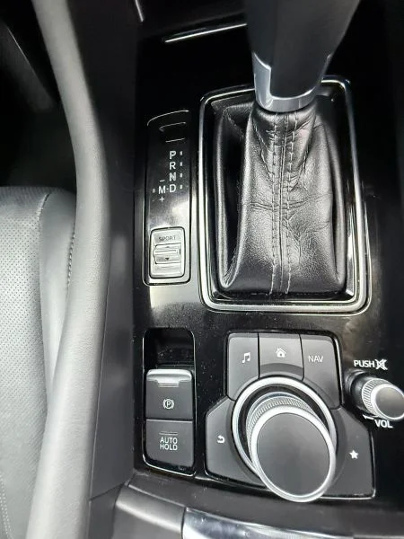 2021 Mazda MAZDA6 Touring - Photo 13