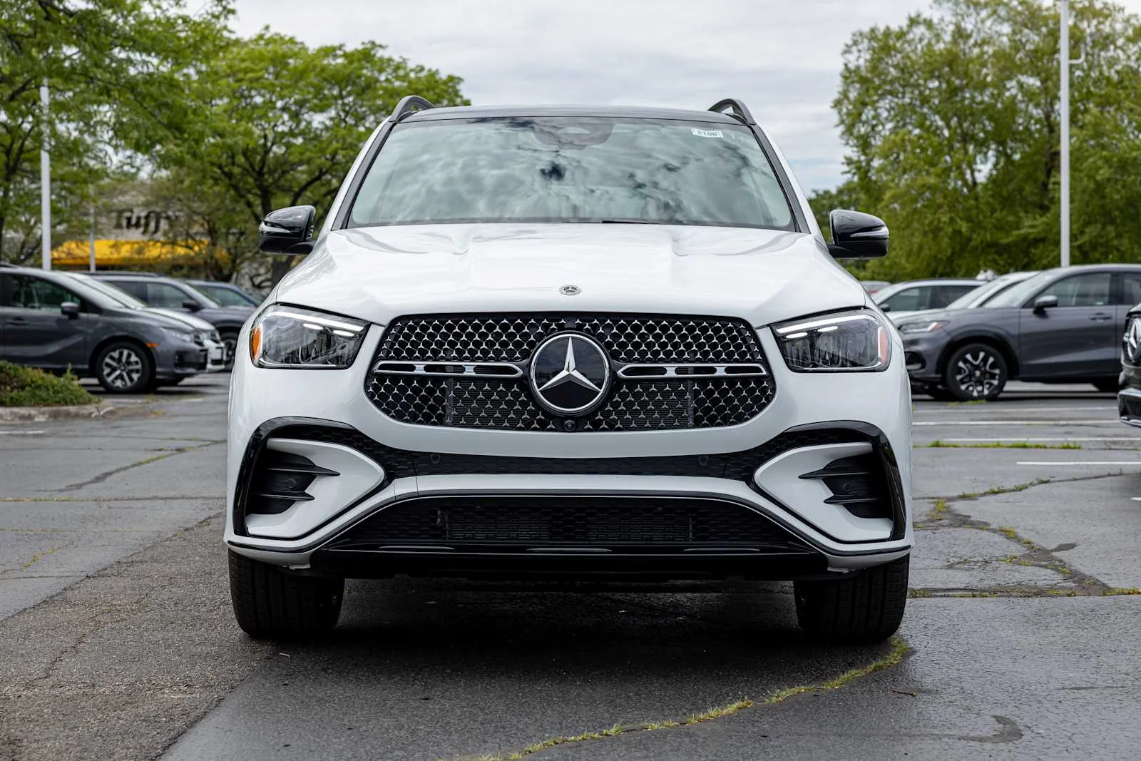New 2026 Polar White Mercedes-Benz GLE 450 image 2