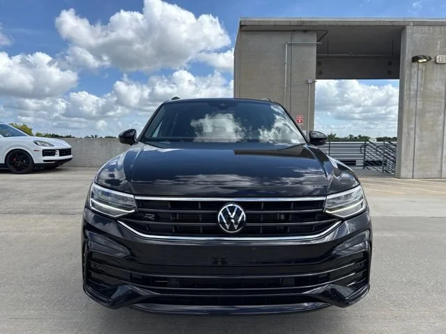 Used 2023 Deep Black Volkswagen SE R-Line Black image 8
