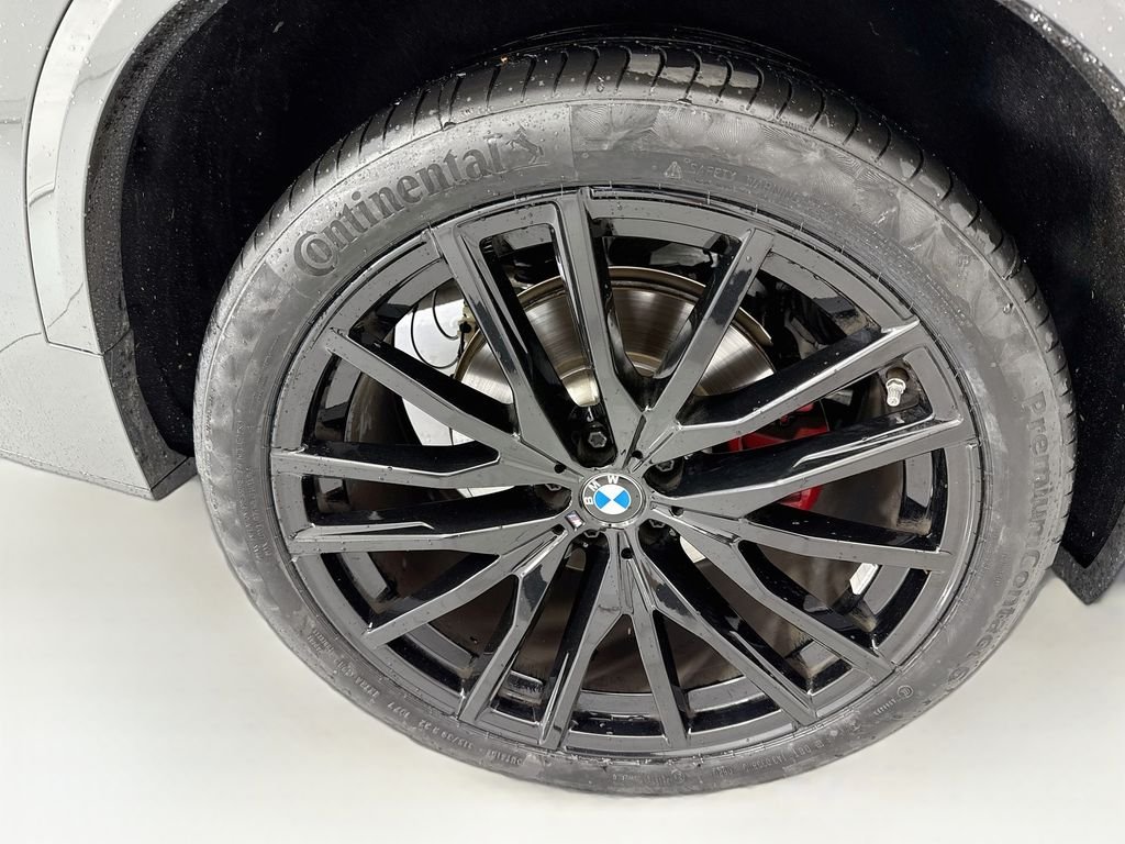 Certified Used 2026 Gray Metallic BMW xDrive40i image 32