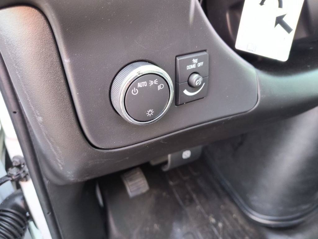 2025 Chevrolet Express Cargo Work Van - Photo 22