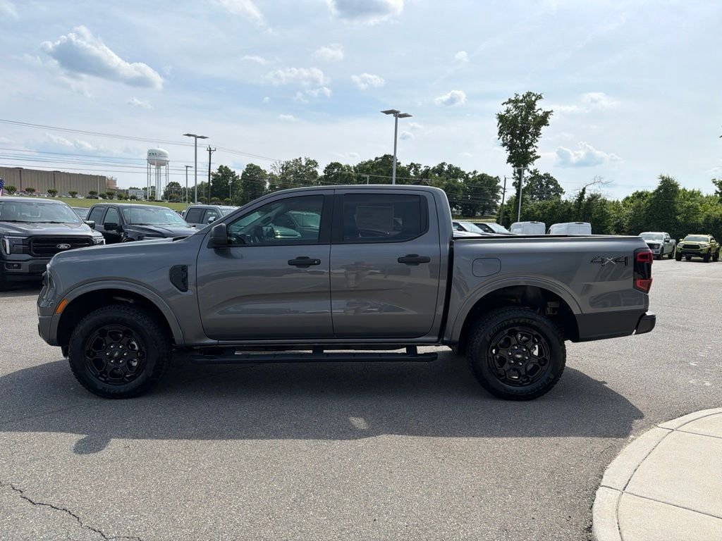 New 2026 Carbonized Gray Metallic Ford XLT image 6