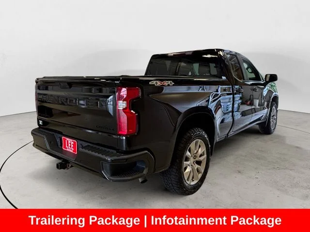 Used 2020 Black Chevrolet Custom image 6