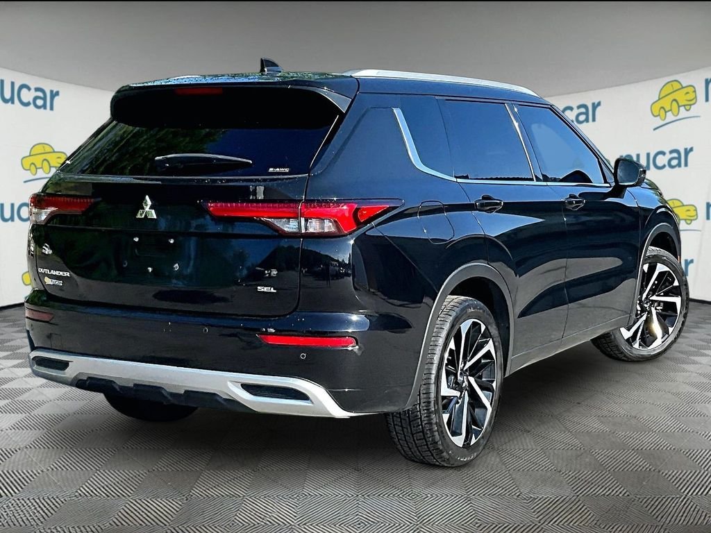 Used 2022 Black Mitsubishi SEL image 6