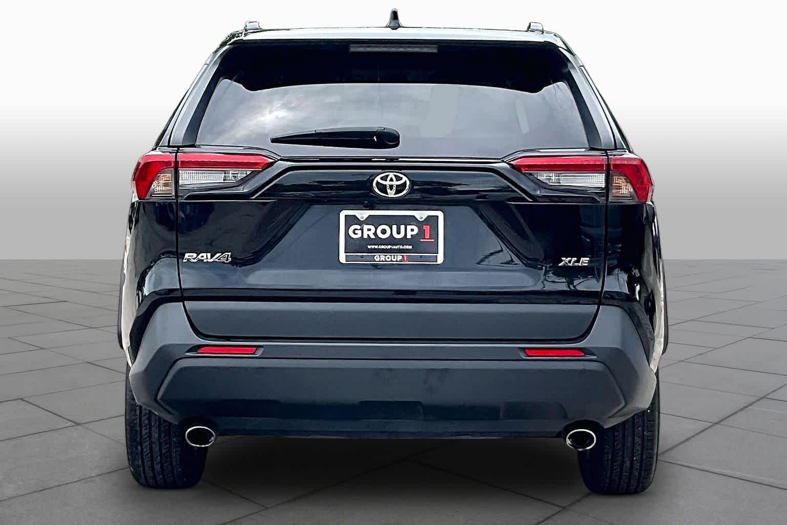 Used 2024 Midnight Black Metallic Toyota XLE image 5