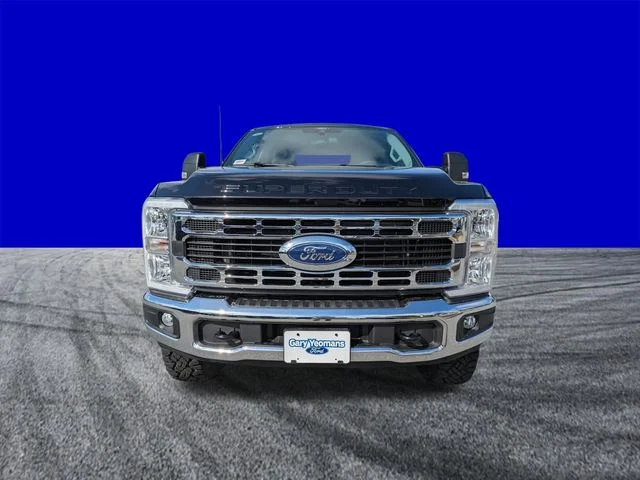New 2026 Agate Black Metallic Ford F-250® XLT image 9
