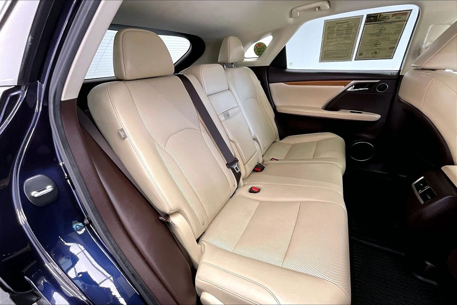Used 2020 Nightfall Mica Lexus RX 450h image 18