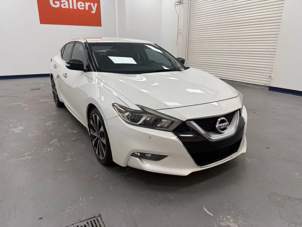 2016 Nissan Maxima 3.5 SR's photo