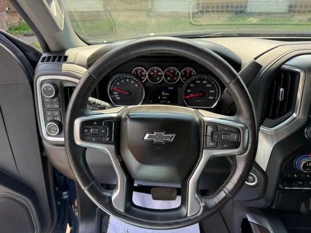 Used 2022 Blue Chevrolet RST image 18