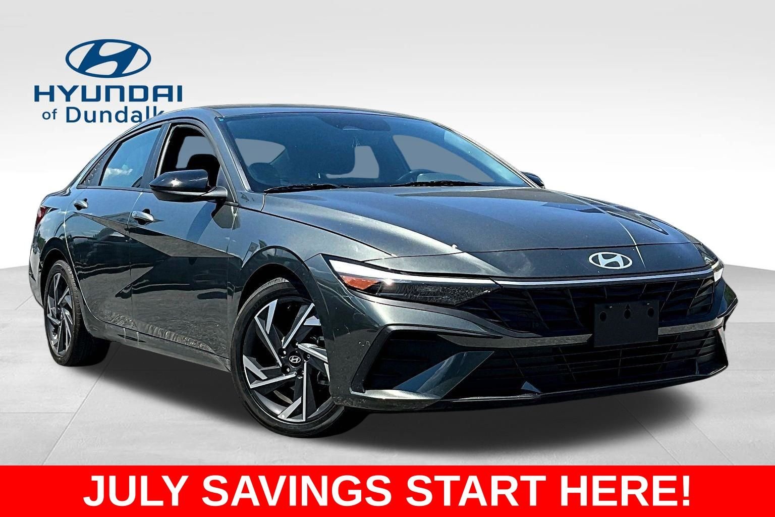 Used 2025 Gray Hyundai SEL Sport image 3