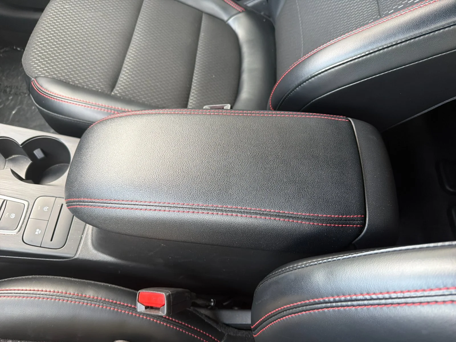 Used 2025 Gray Ford ST-Line image 23
