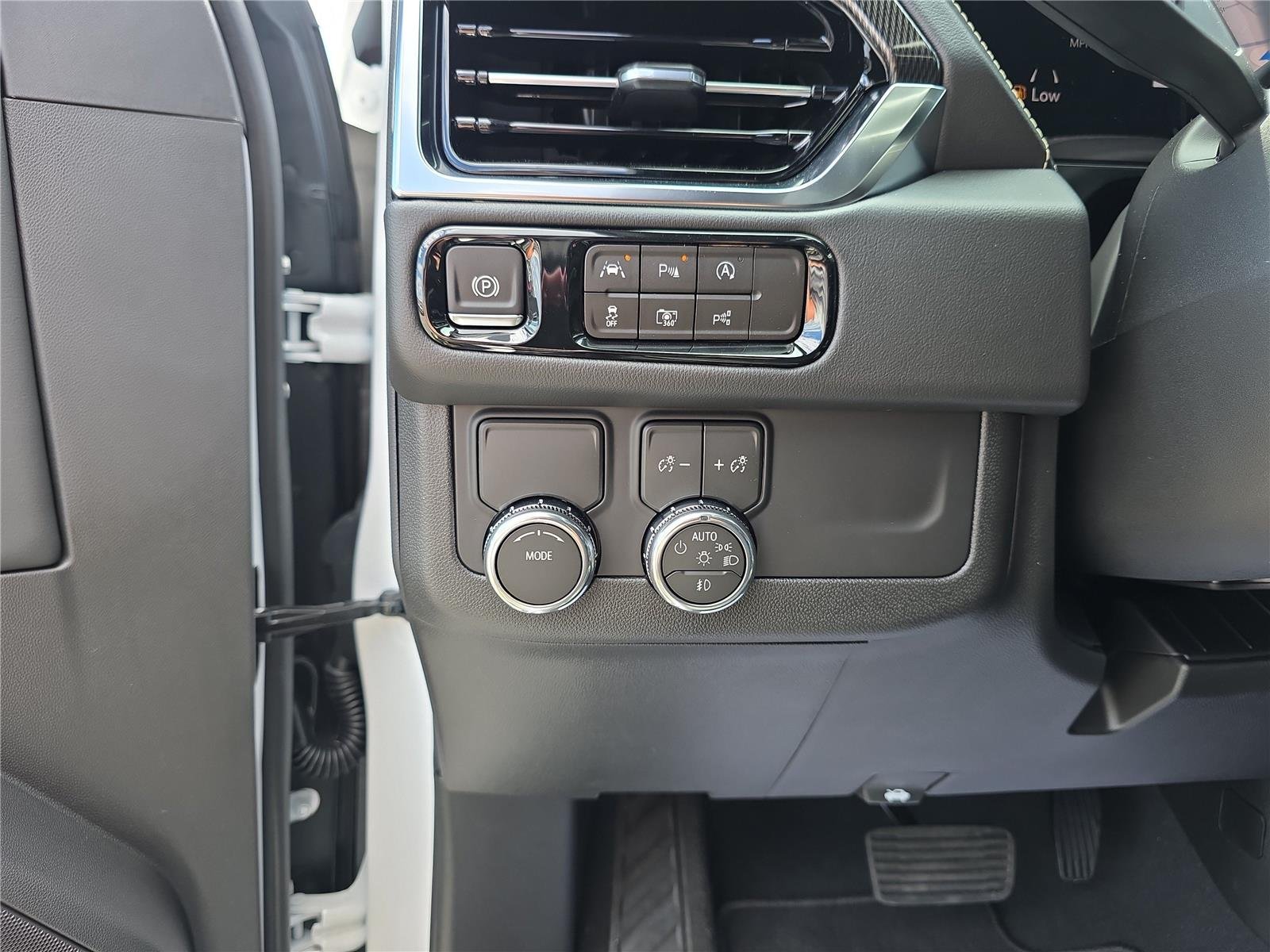 New 2026 Summit White GMC Elevation image 20