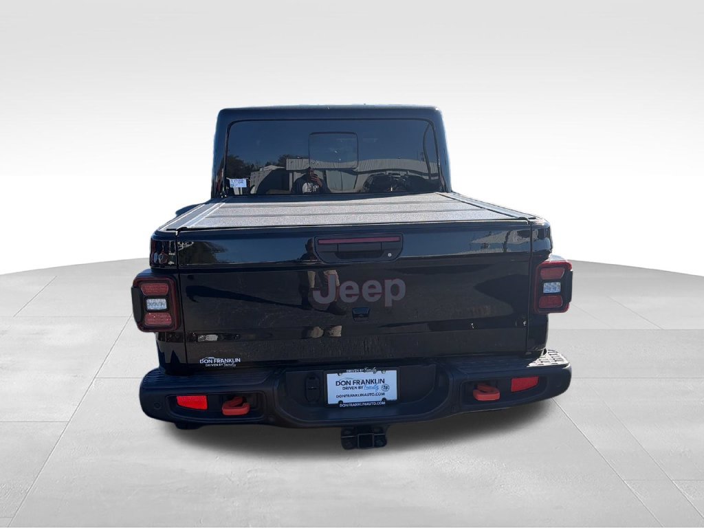 Used 2026 Black Jeep Mojave X image 4