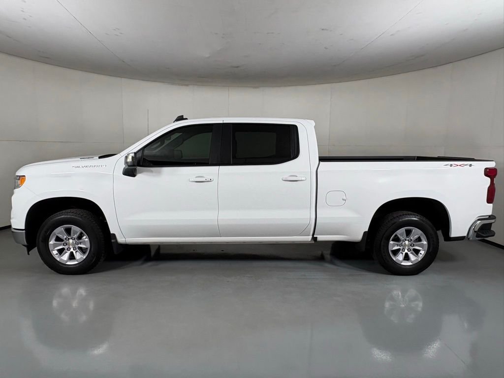 Used 2026 White Chevrolet LT image 5