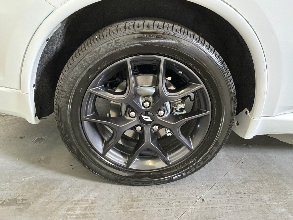 New 2027 White Knuckle Clear-Coat Paint Dodge GT image 11