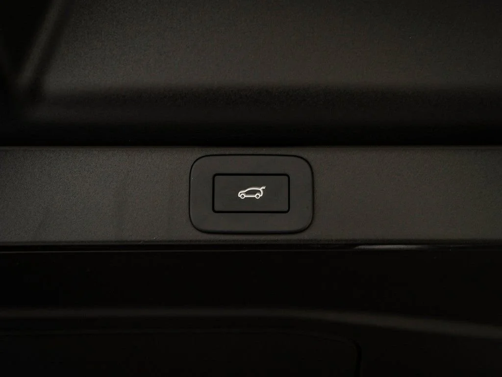 2026 Land Rover Range Rover SE - Photo 20