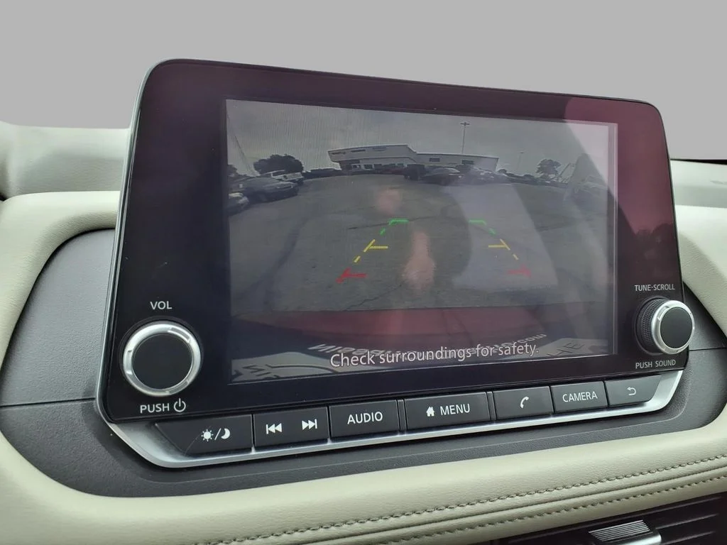 Used 2025 Red Nissan SV image 7